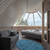 Upgrade to Aurora Cabin (from SILVER), per stay