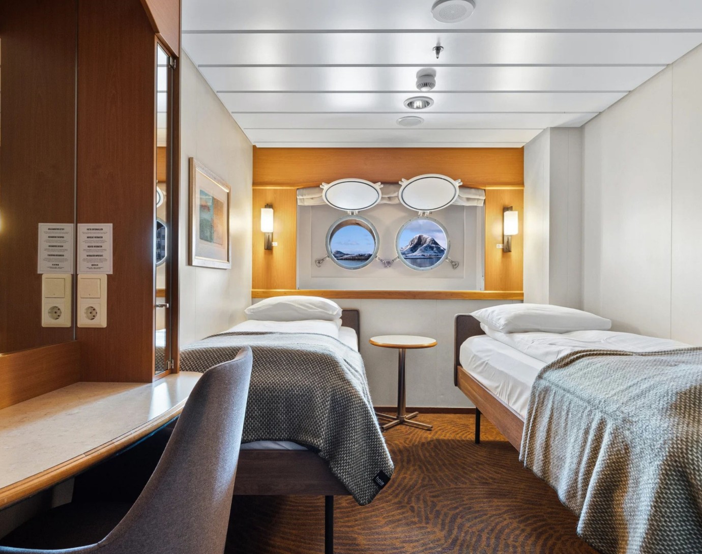 Hurtigruten Signature - Polar Outside Cabin