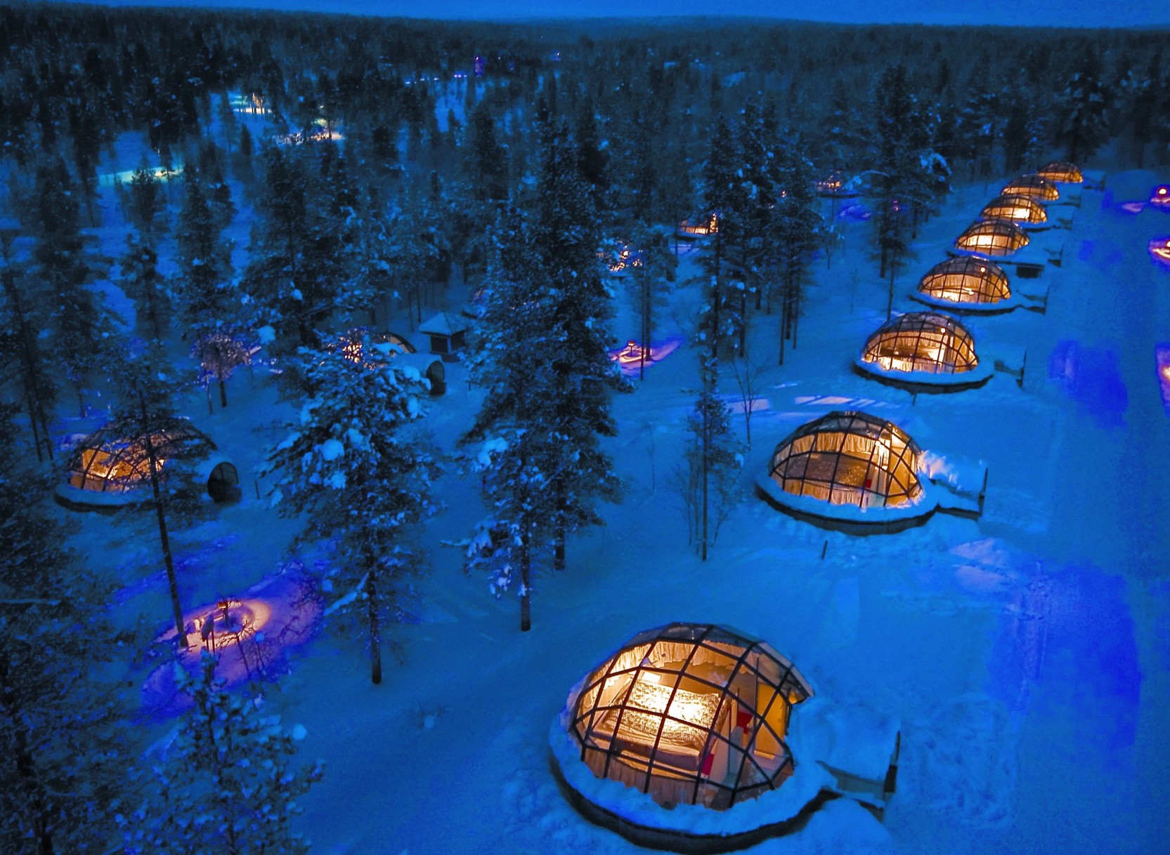 Kakslauttanen Glass Igloo Break