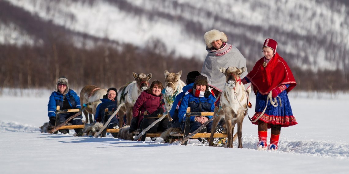 Lapland Winter Tours / Authentic Scandinavia