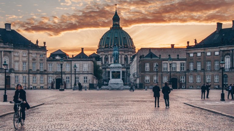 Amalienborg - Visit Denmark