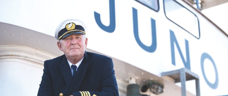 Göta canal captain - SMALL.jpg