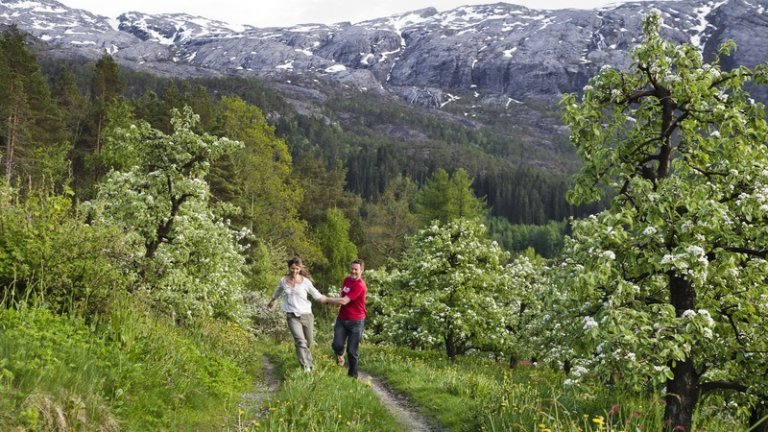 Two people in Ulvik, Hardanger.